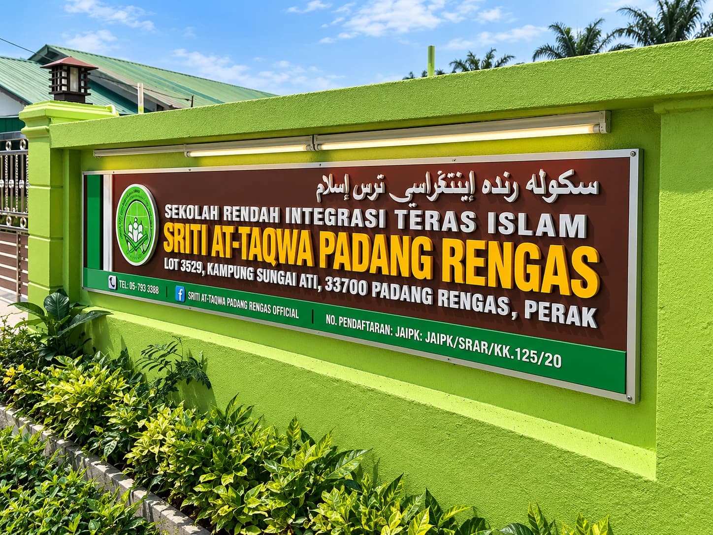 Lettering tiga dimensi untuk signage Sriti